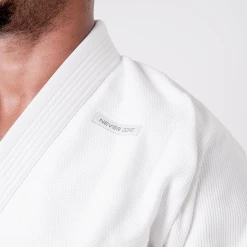 NEW ARRIVALS Maeda Sūtsu Gi - Ronin Edition