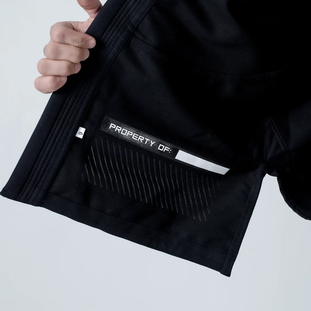KIMONOS Maeda Black Label Jiu Jitsu Gi (Free White Belt)