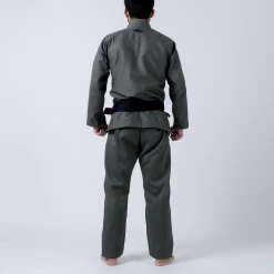 KIMONOS Maeda Black Label Jiu Jitsu Gi (Free White Belt)