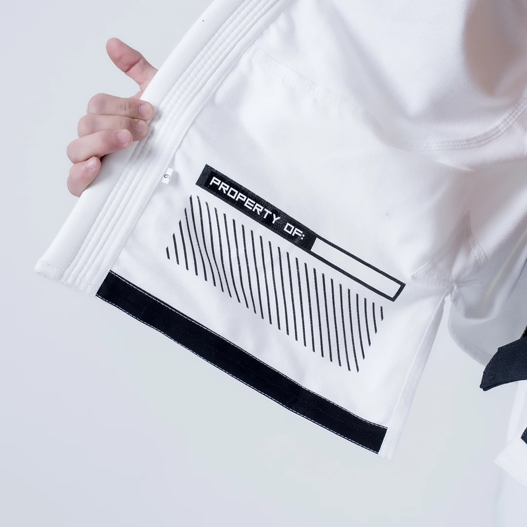 KIMONOS Maeda Black Label Jiu Jitsu Gi (Free White Belt)