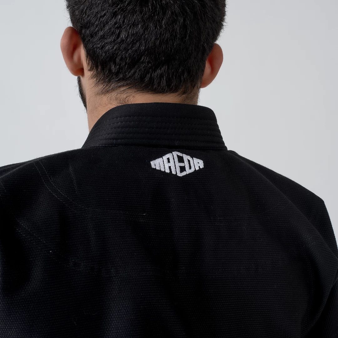 KIMONOS Maeda Red Label 3.0 Jiu Jitsu Gi (Free White Belt)