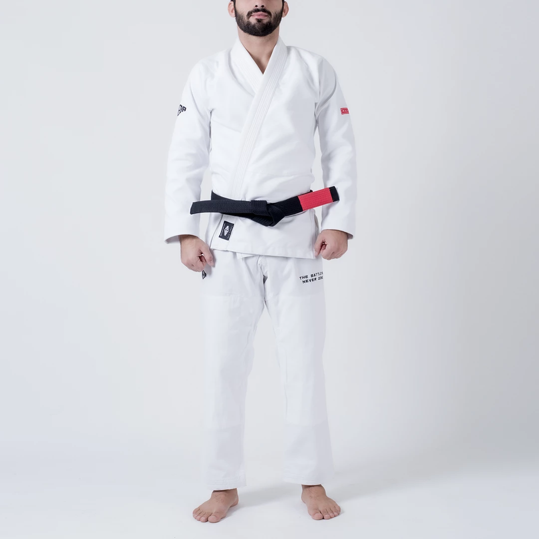 KIMONOS Maeda Red Label 3.0 Jiu Jitsu Gi (Free White Belt)
