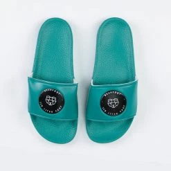BearFoot Pembroke Slides APPAREL
